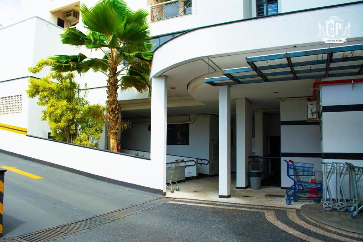 Elegancia & Conforto Flat Mobiliado Goiânia Buitenkant foto