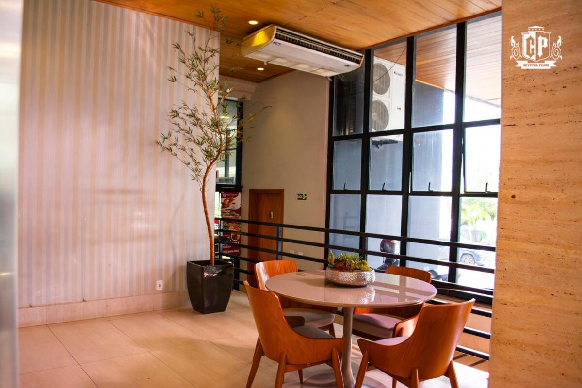Elegancia & Conforto Flat Mobiliado Goiânia Buitenkant foto