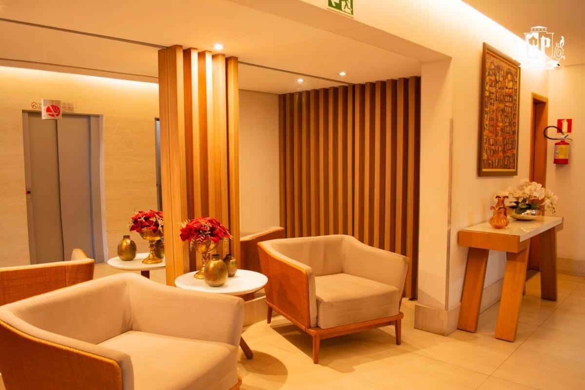 Elegancia & Conforto Flat Mobiliado Goiânia Buitenkant foto